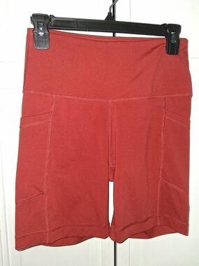 Yogalicious High-Waist Women’s Bike Shorts in Rust